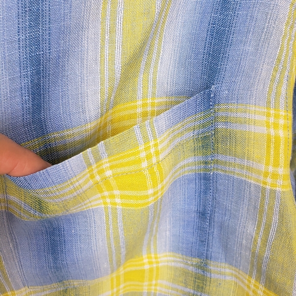 Tommy Bahama Linen Short Sleeves Shirt - Picture 3 of 8